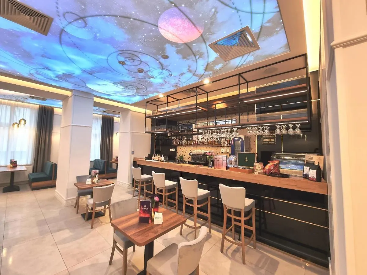Sky Hotel Cracovia 4*,  Polonia