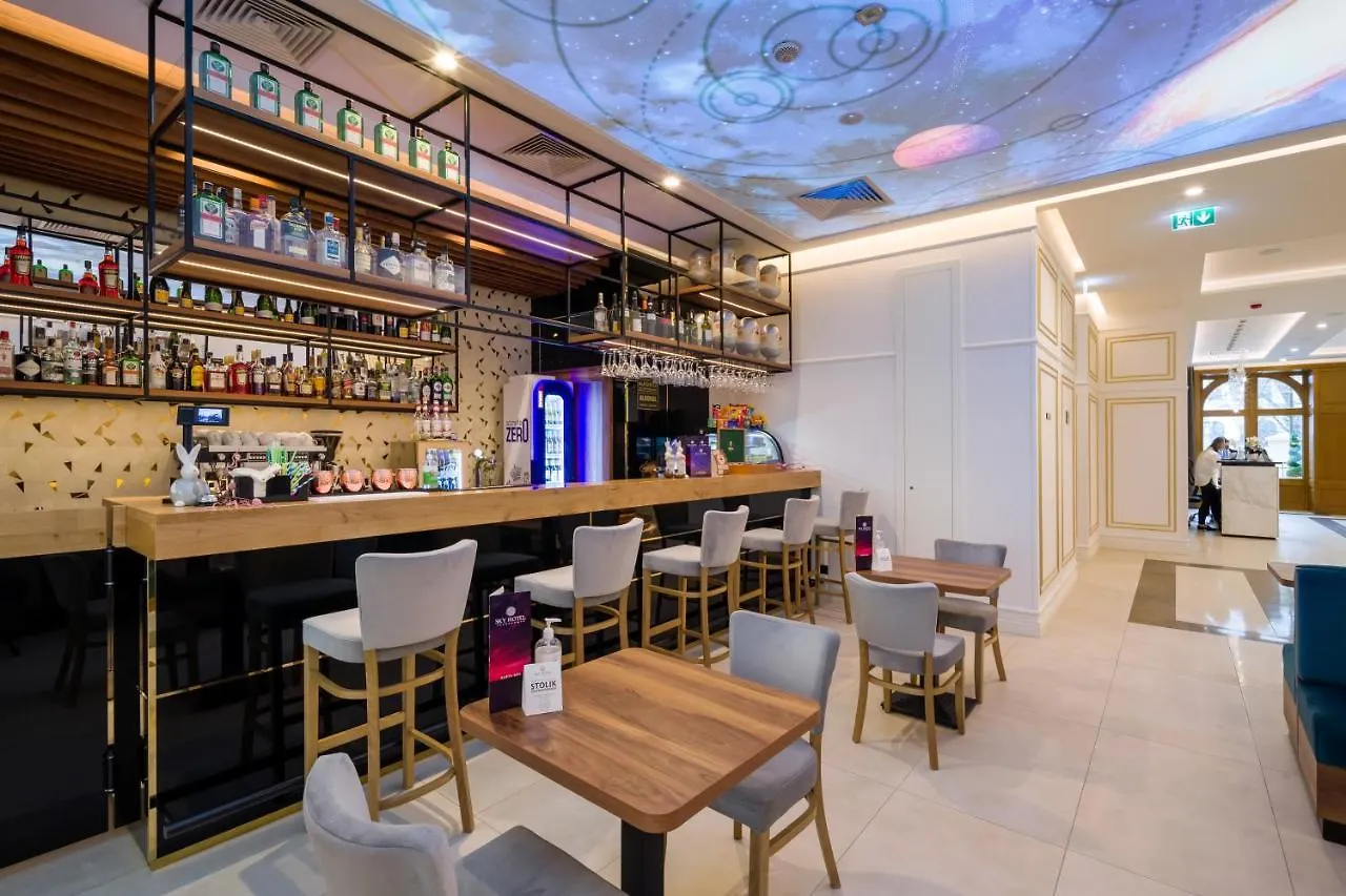 ****  Sky Hotel Cracovia Polonia