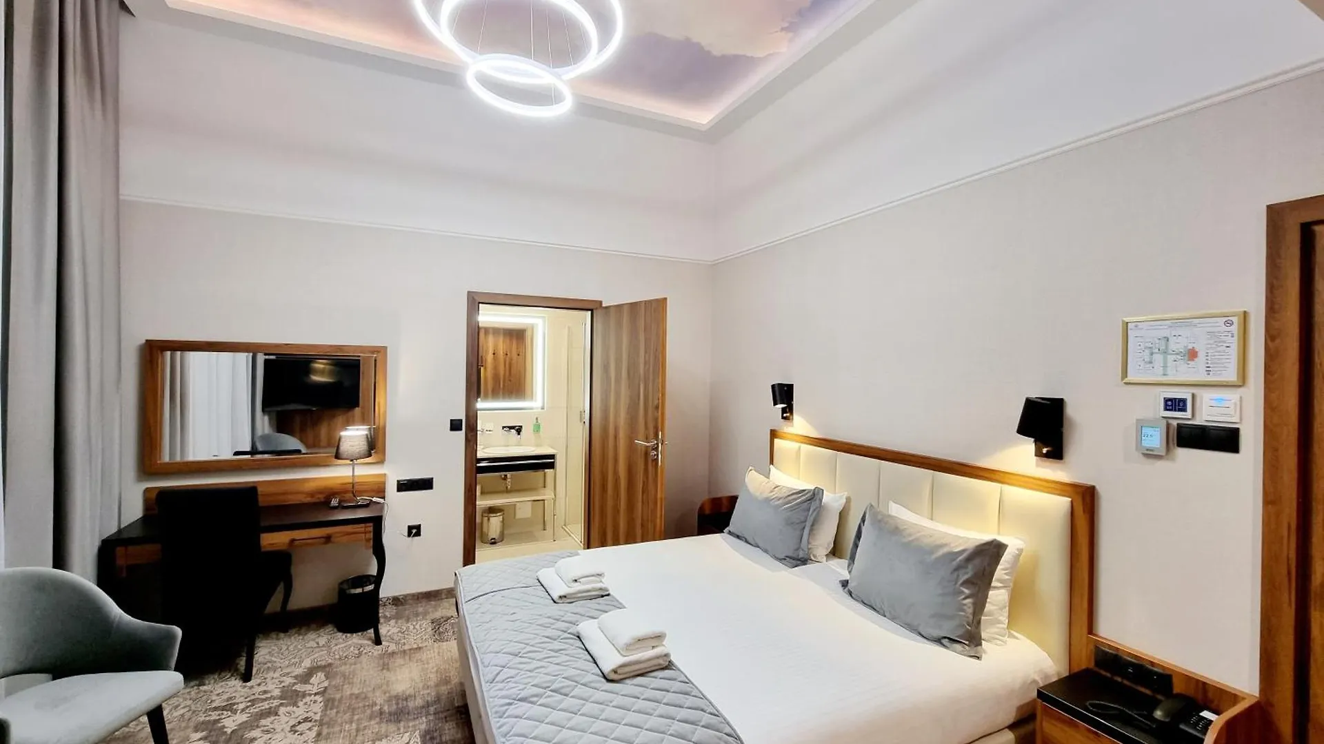 Sky Hotel Cracovia